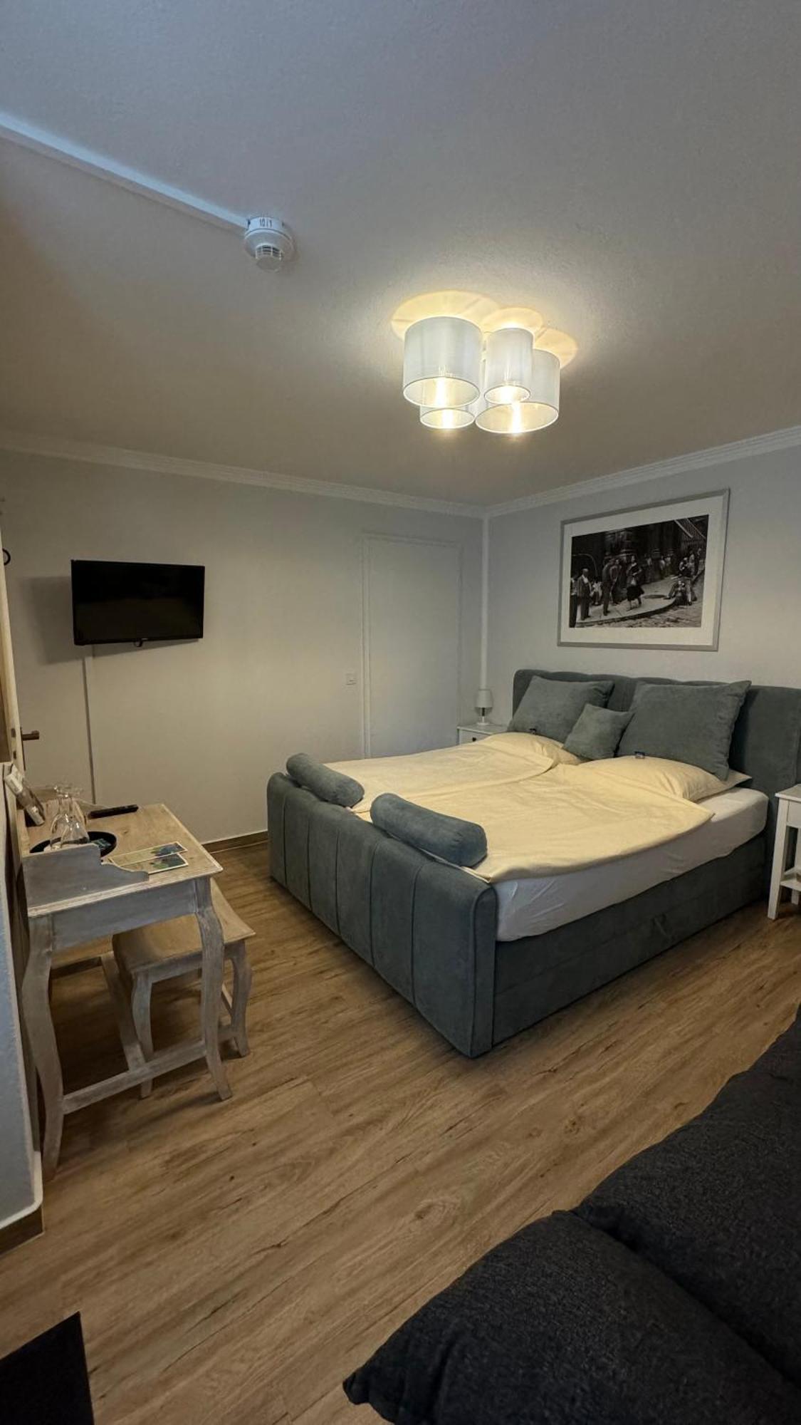 Goethe Hotel Bad Pyrmont Bilik gambar